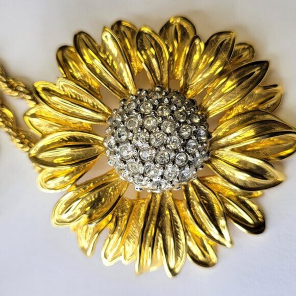 Vintage Gold Plated Sunflower Brooch And Or Pendant Necklace - Picture 5 of 10